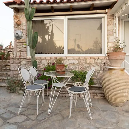 The Stone Nest Apartment *