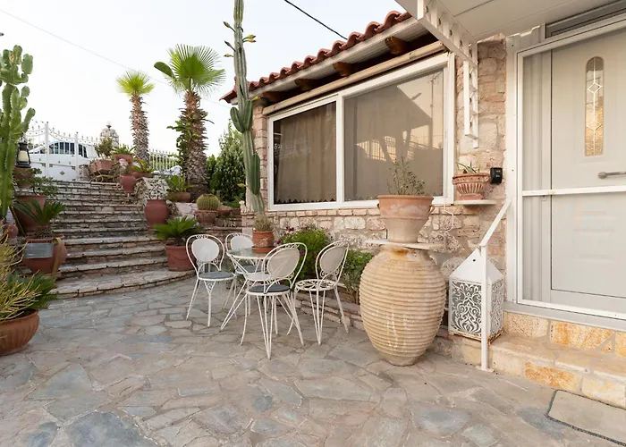 The Stone Nest Apartment Koroni (Messinia)