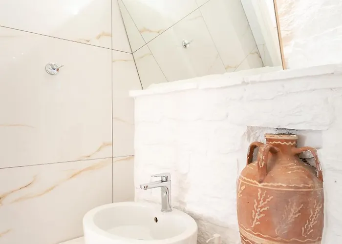 The Stone Nest Koroni (Messinia)