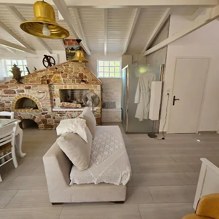 Apartment The Stone Nest